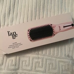 L’ange straightening hair brush.